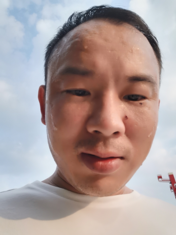 唐老鸭的第一张照片--清远蓝颜知己交友网